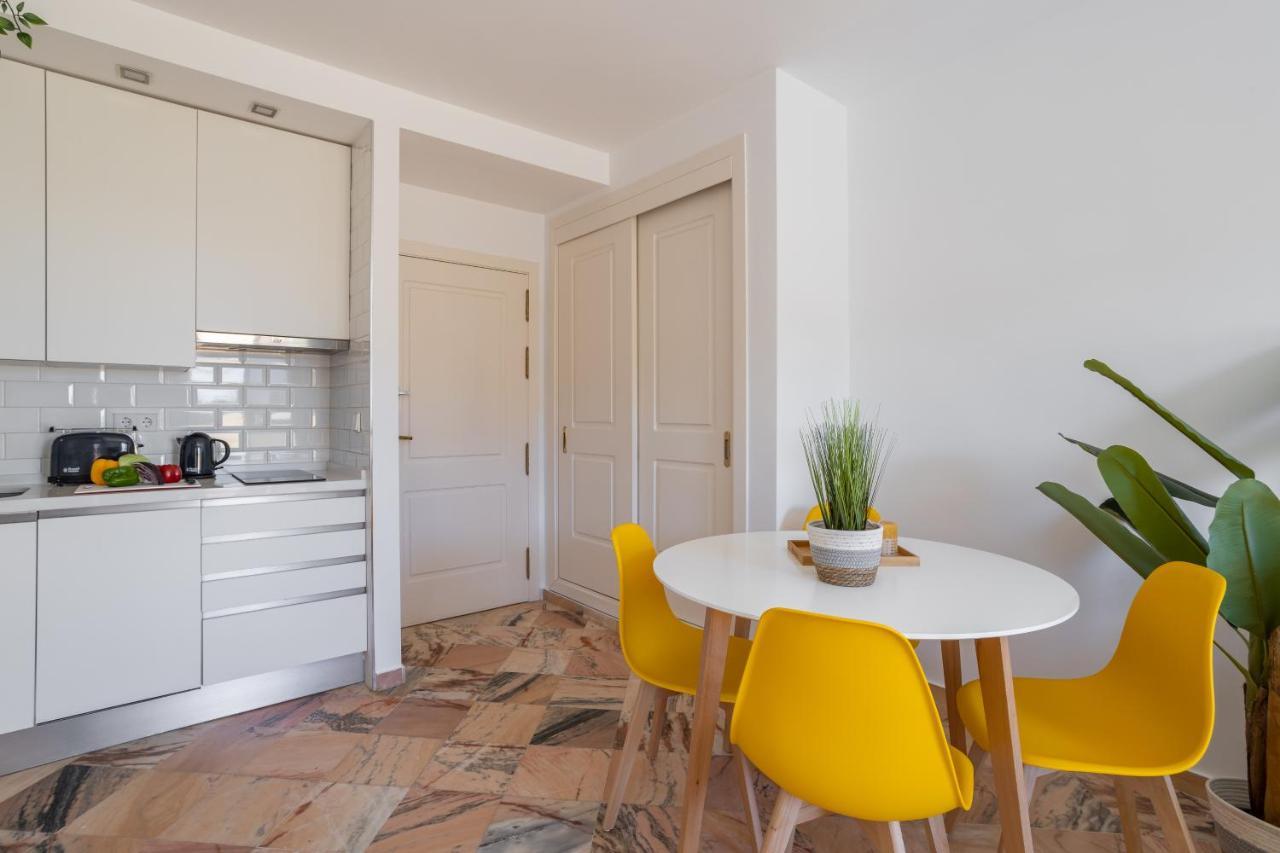 Oleholidays 225 Romana Playa Junto Al Mar Marbella Eksteriør bilde